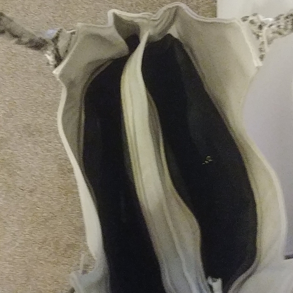 Purse - Picture 2 of 2